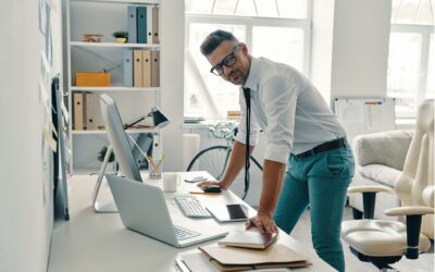 Standing Desk: How to Use It Without New Aches