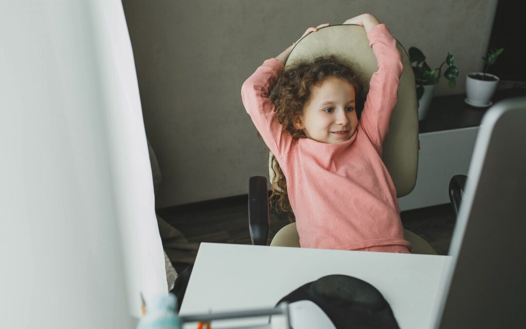 Kids and Posture: Screen Time Habits that Protect the Spine